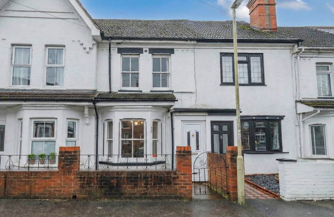 Coronation Road, Basingstoke RG21 4EY