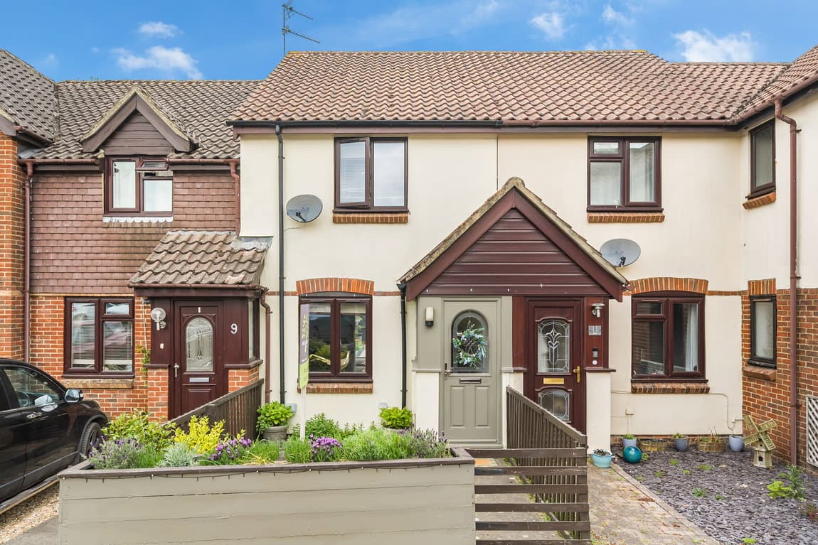 Smiths Mead, North Waltham, Basingstoke, RG25 2SZ