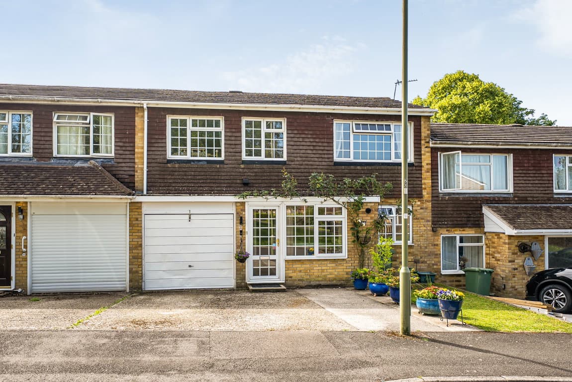 Tiverton Road, Basingstoke RG23 8EH