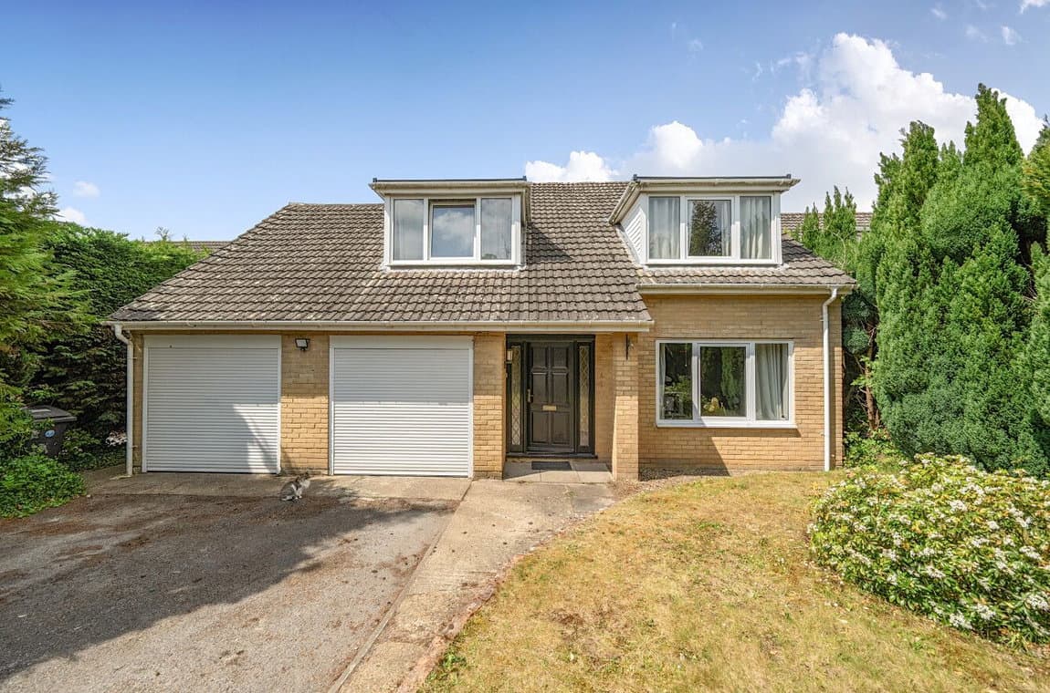 Caerleon Drive, Andover, SP10 4DE