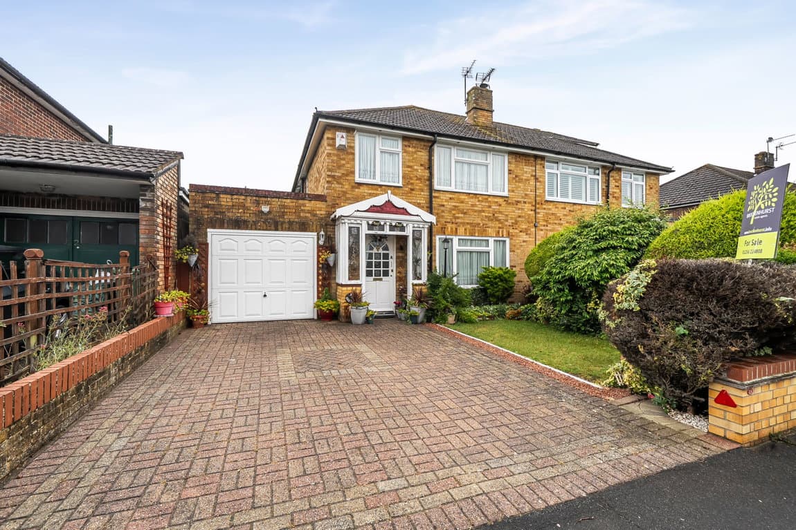 Oaklands Way, Basingstoke RG23 8LY