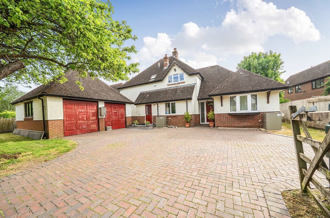 Dauntsey Lane, Weyhill, Andover, SP11 8EB