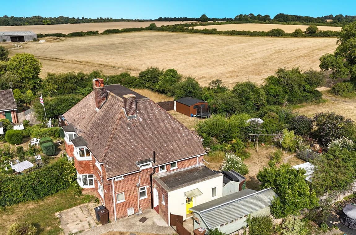 The Crescent, Goodworth Clatford, Andover, SP11 7RQ