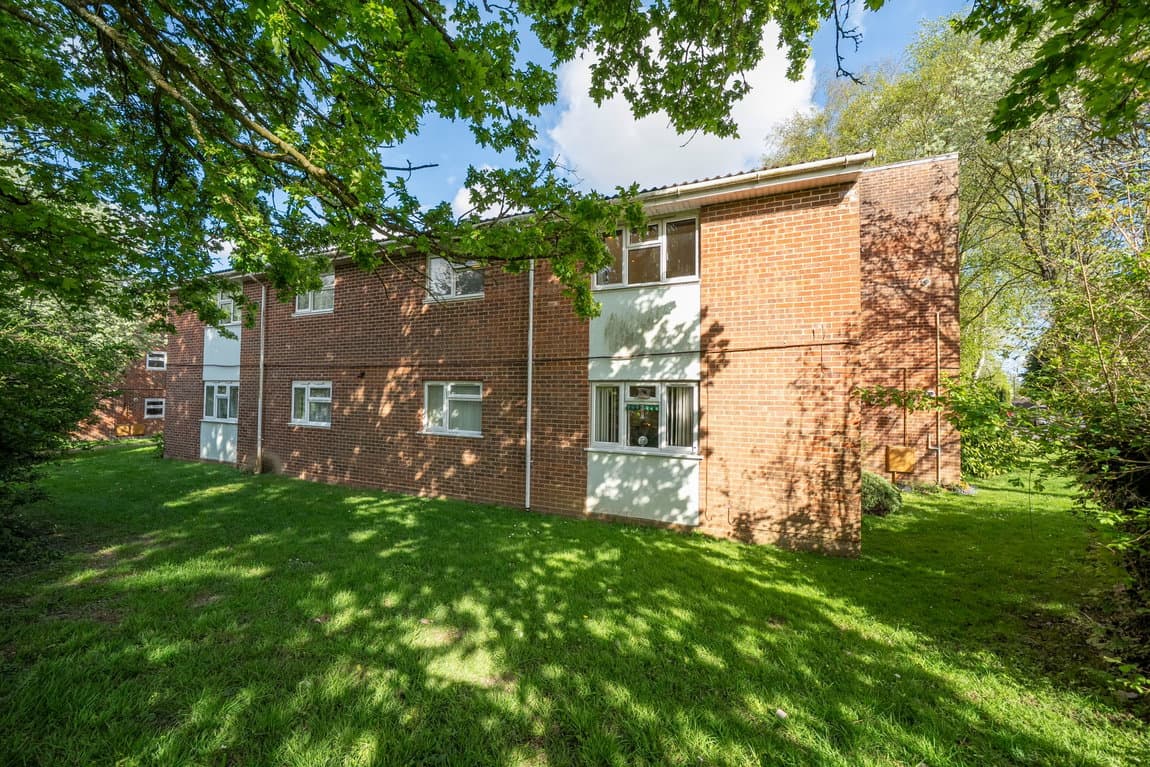 Glamis Close, Oakley, Basingstoke, RG23 7NH