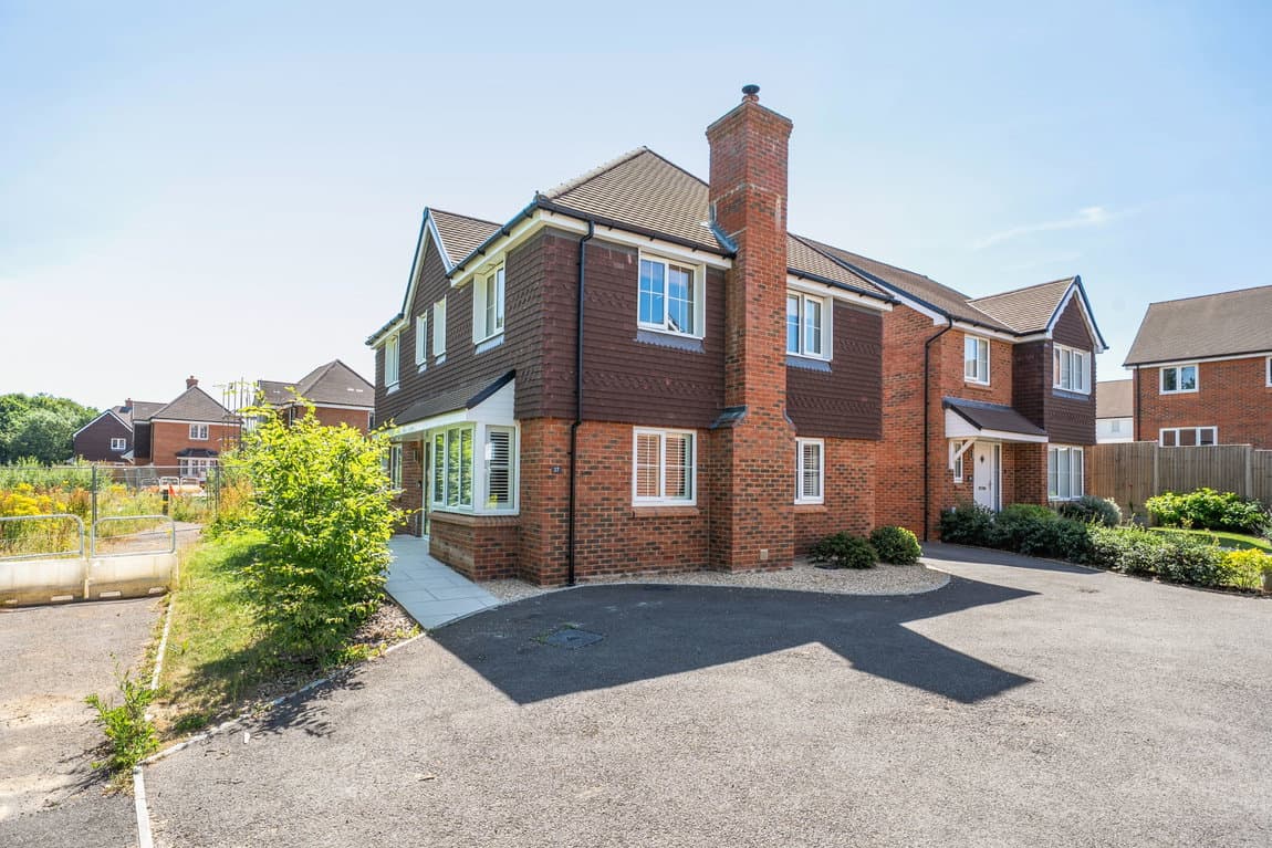 Blacklands Farm Way, Sherfield-on-Loddon