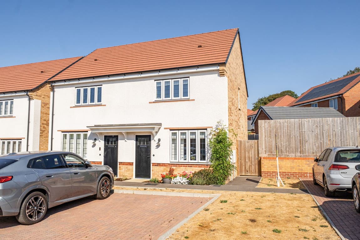 Carnoustie Road, Basingstoke RG23 7PT