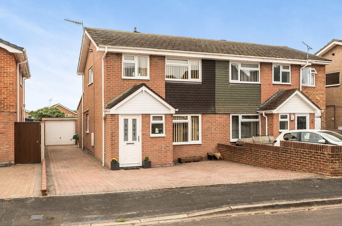Tower Close, Charlton, Andover, SP10 4RS