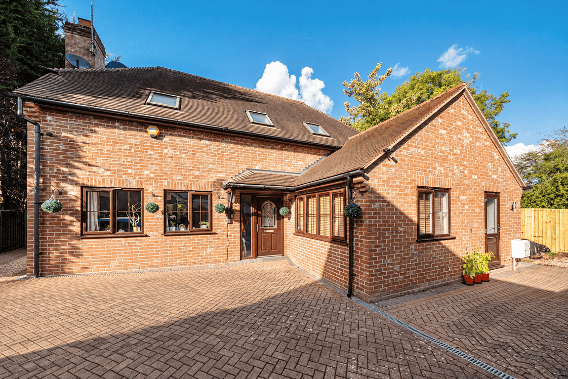 Reading Road, Chineham, RG24 8LP