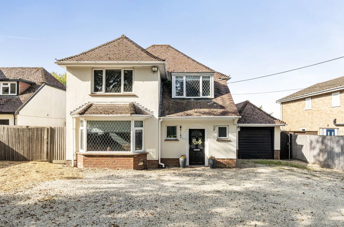 Winchester road, Andover, SP10 2ER