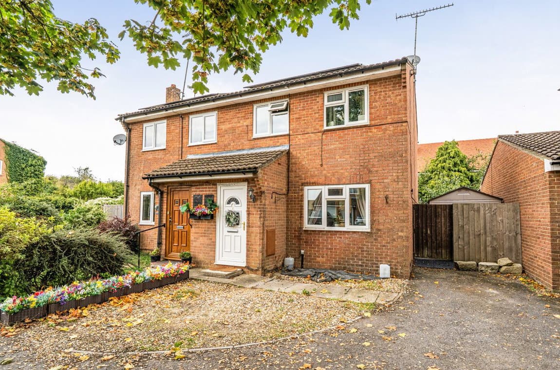 Gardeners Green, Shipton Bellinger, Tidworth, SP9 7TA