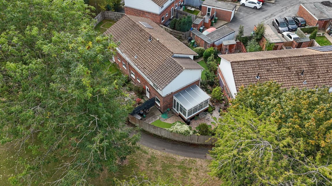 Bach Close, Basingstoke, RG22 4JZ